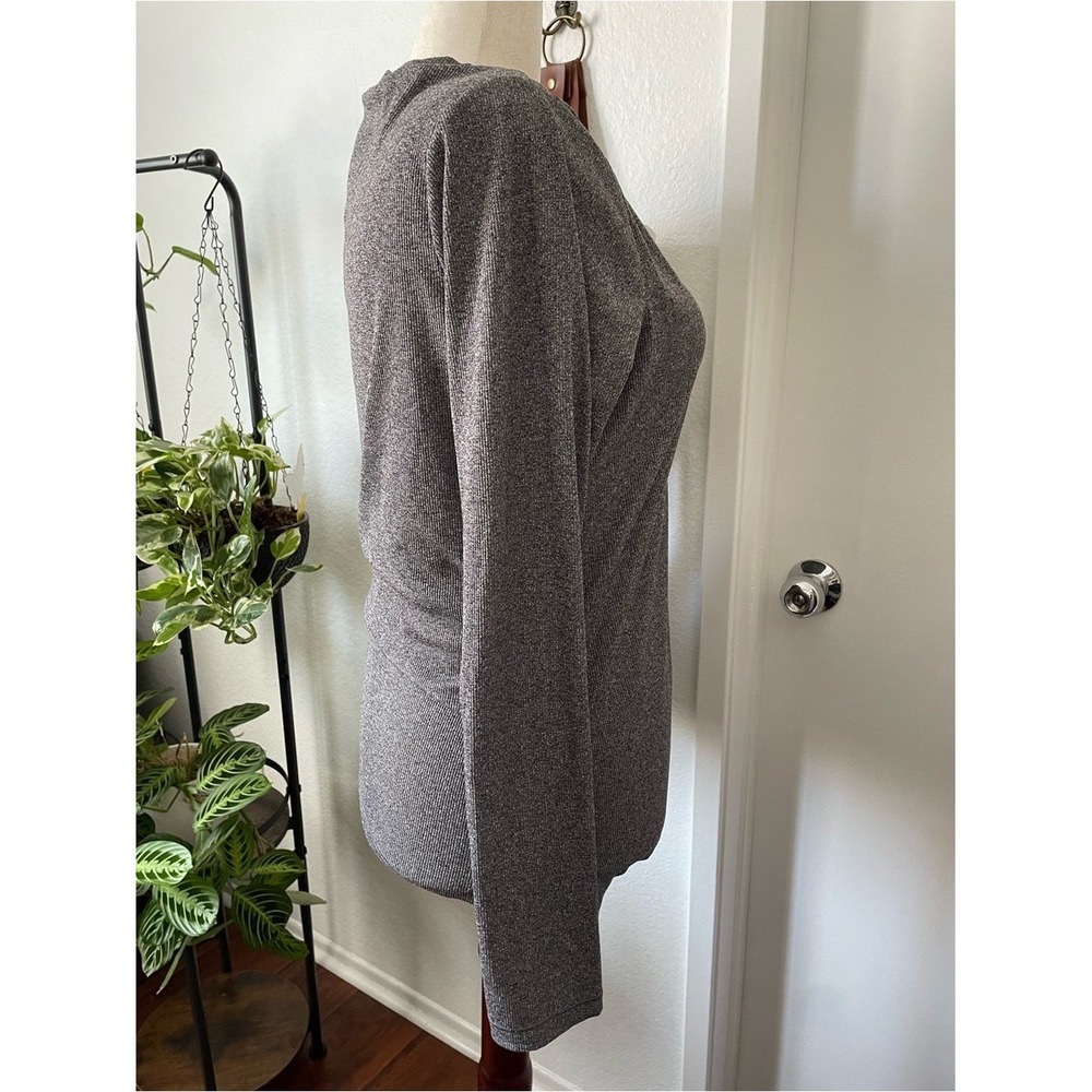 Athleta Uptempo Ribbed Henley Top Women XL Gray‎ Long Sleeve Stretch Athletic - Picture 4 of 9